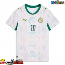 Camisa de Futebol Senegal Sadio Mane #10 Equipamento Principal Mulheres Mundo 2026 Manga Curta